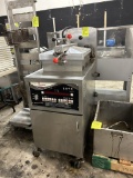 HENNY PENNY NATURAL GAS PRESSURE FRYER
