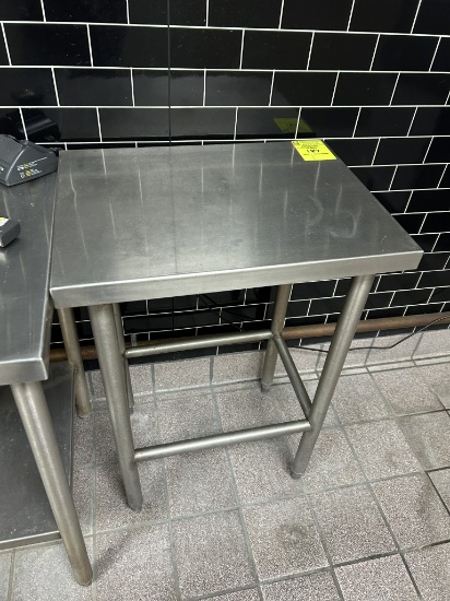 24IN X 18IN X 36IN STAINLESS STEEL TABLE