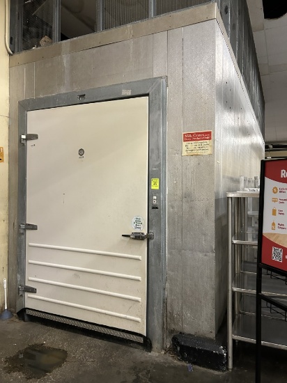 DAIRY WALK-IN COOLER BOX