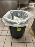 TRASH CAN
