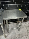 24IN X 18IN X 36IN STAINLESS STEEL TABLE