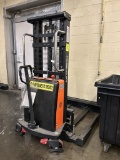 2021 NOBLELIFT SEMI-ELECTRIC WALKIE-STACKER