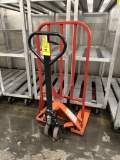 MANUAL PALLET JACK