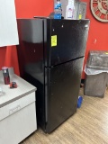 FRIGIDAIRE HOUSEHOLD REFRIGERATOR/FREEZER