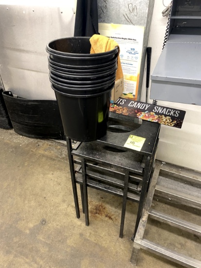 FLORAL BUCKETS WITH STANDS