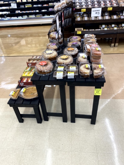 WOOD NESTING BAKERY TABLES