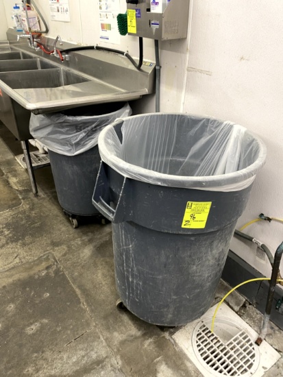 BRUTE TRASH CANS