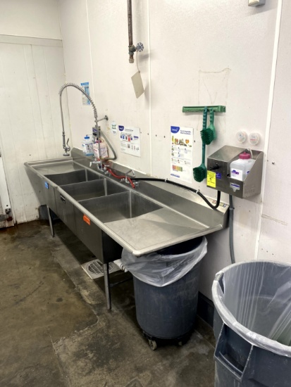 THREE COMPARTMENT STAINLESS STEEL SINK