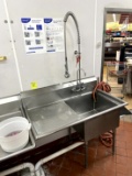 SINGLE COMPARTMENT STAINLESS SINK