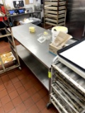 STAINLESS STEEL TABLE