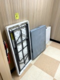 FOLDING TABLES