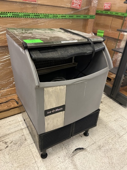 ICE-O-MATIC SELF CONTAINED ICEMAKER/BIN