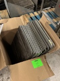 BOX OF WIRE GLAZING RACKS AND WIRE COOLING RACKS