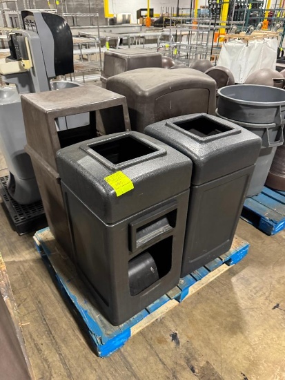 Pallet of assorted trash bins