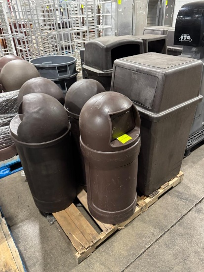 Pallet of assorted trash bins