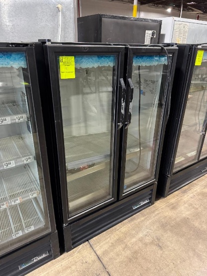 True cooler merchandiser