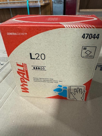 Pallet of WypALL cleaning towels