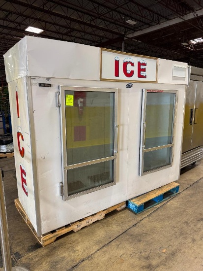 Leer ice storage merchandiser