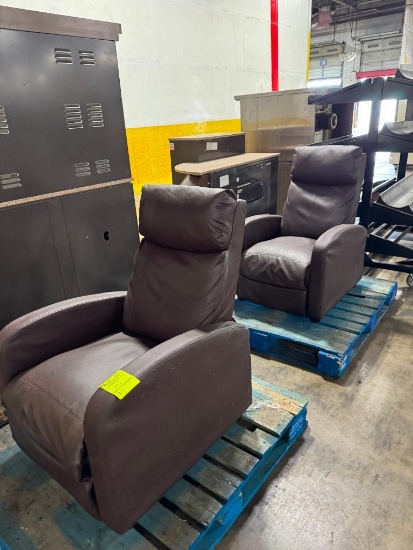 Movie recliner chairs