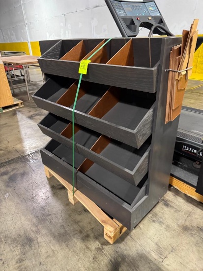 Dry merchandiser w/ slanted shelves