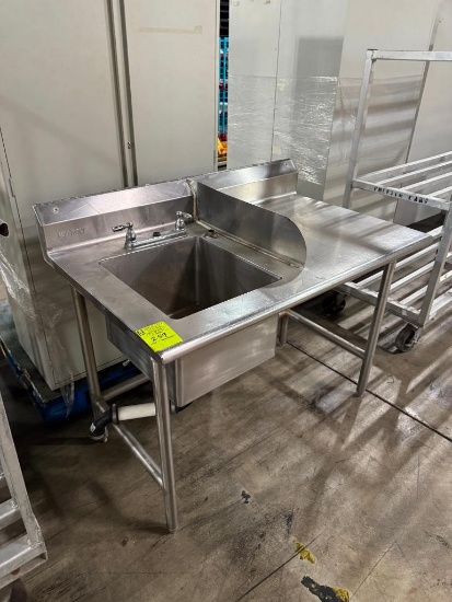 Stainless sink w/ backsplash and divider
