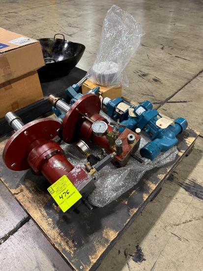 Pallet of pressure regulators and thrust bearings