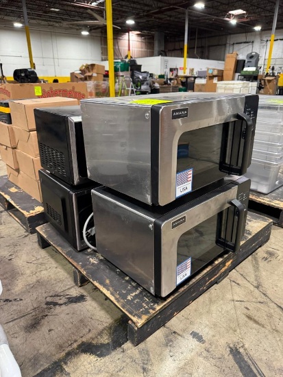 Pallet of microwaves