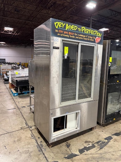 Southern Case Arts refrigerated aged beef case, self-contained