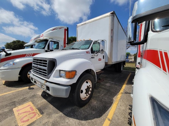 2000Ford F-650 SD