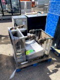 PALLET OF ASSORTED ITEMS