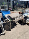 STAINLESS STEEL TABLE