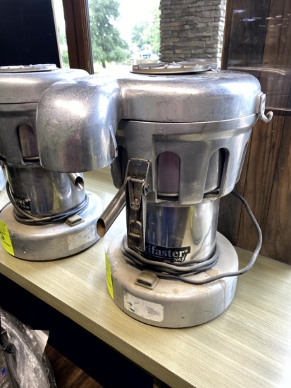 NUTRIFASTER N450 JUICING MACHINE