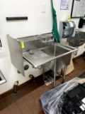 SINGLE COMPARTMENT STAINLESS STEEL SINK