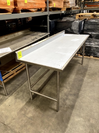STAINLESS STEEL TABLE