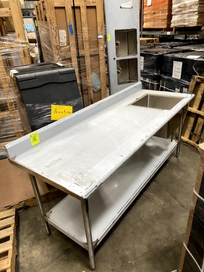 STAINLESS STEEL TABLE