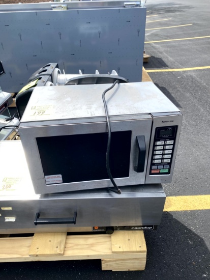PANASONIC COMMERCIAL MICROWAVE