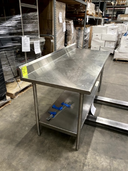 6FT X 30" X 40" STAINLESS STEEL TABLE