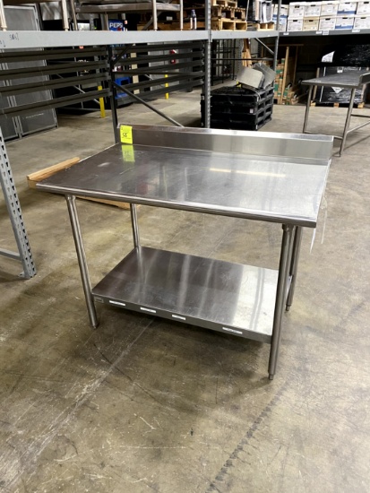 4FT X 30" X 40" STAINLESS STEEL TABLE