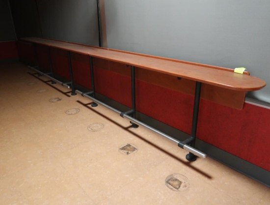 bar-type eating counter