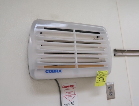 Cobra bug light