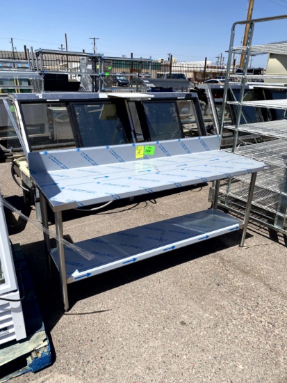STAINLESS STEEL TABLE