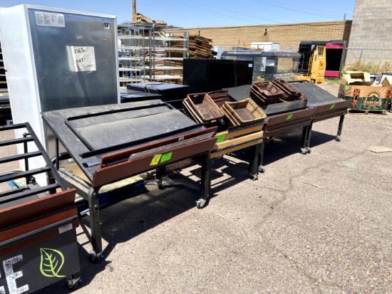 SLANTED PRODUCE TABLE