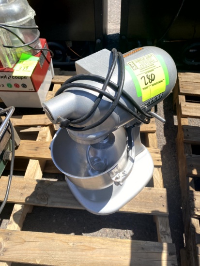 HOBART 5 QT MIXER