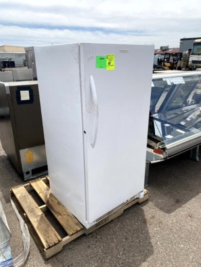 FRIGIDAIRE UPRIGHT FREEZER