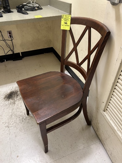 WOODEN CHAIR