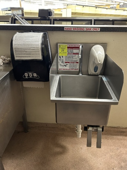 KNEE-OPERATED HAND SINK
