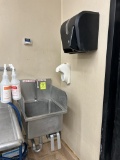 KNEE-OPERATED HAND SINK