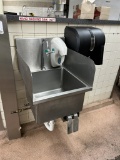 KNEE-OPERATED HAND SINK