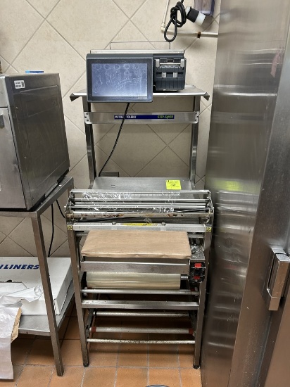 METTLER TOLEDO WRAPPING STATION W/ BIZERBA COMPUTING SCALE