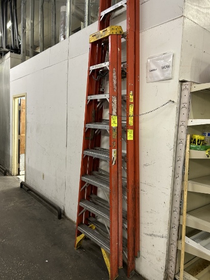 8FT FIBERGLASS A-FRAME LADDER
